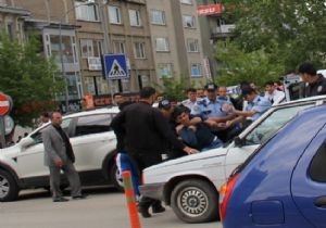 Kavgacı gençler gözaltına alındı